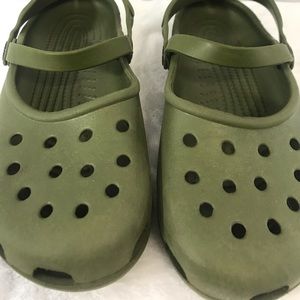 Crocs Mary Jane style olive green